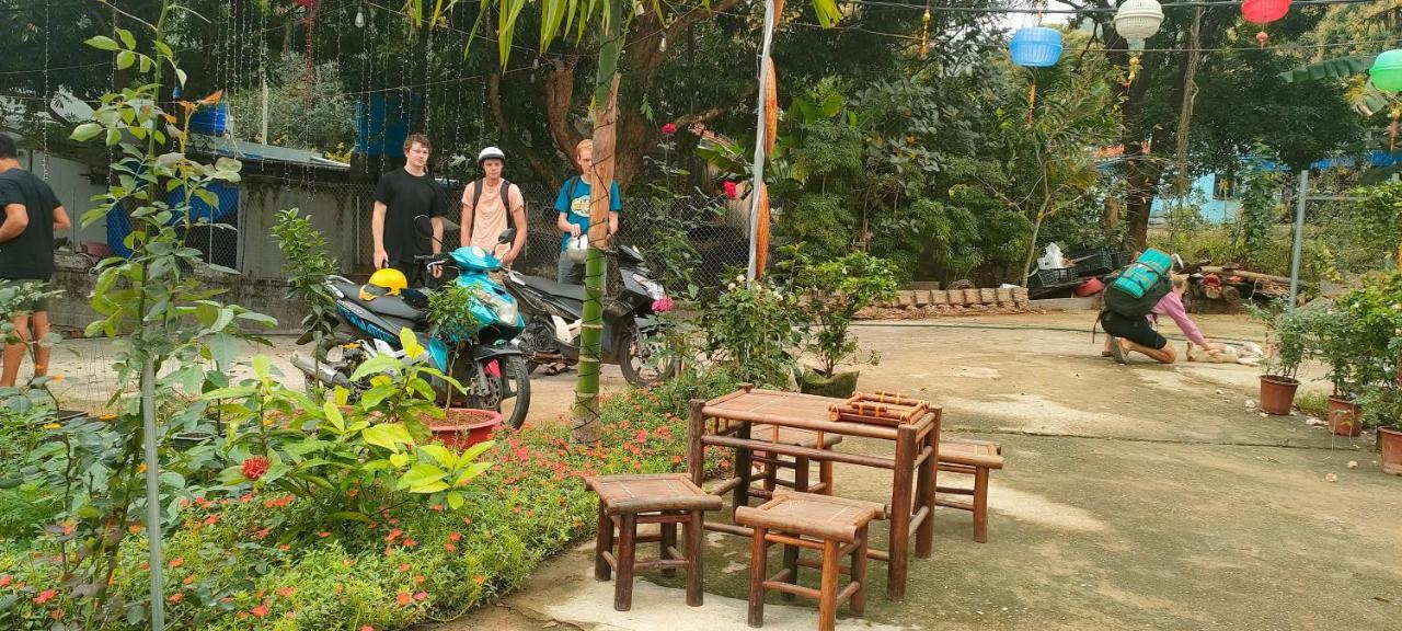 Bee Lucky Homestay Xuan Dam Eksteriør billede